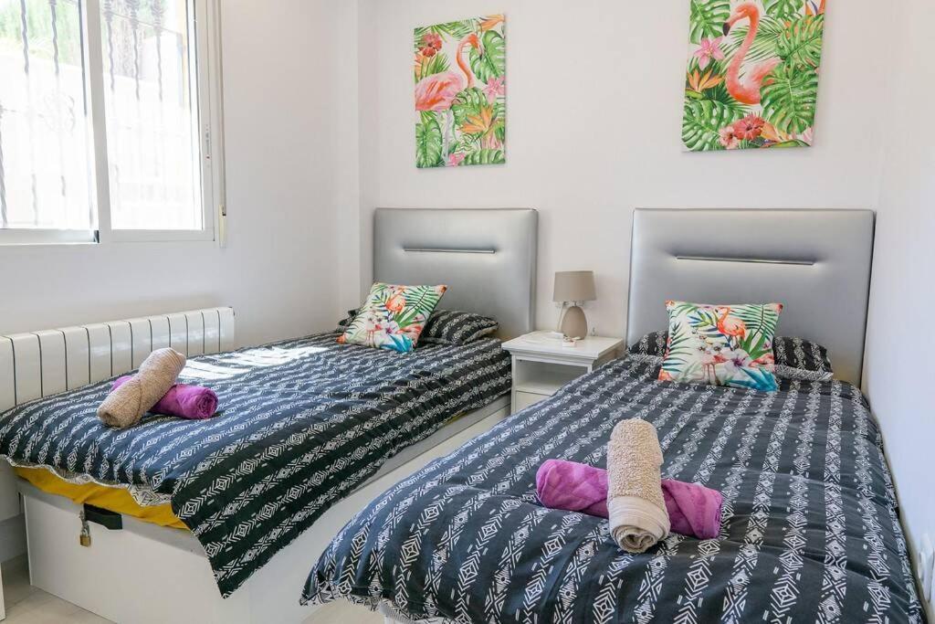 Casa Lilly-Rose, A Beautiful 3 Bedroom Detached Villa A Short Walk To The Villamartin Plaza & Golf Course ภายนอก รูปภาพ