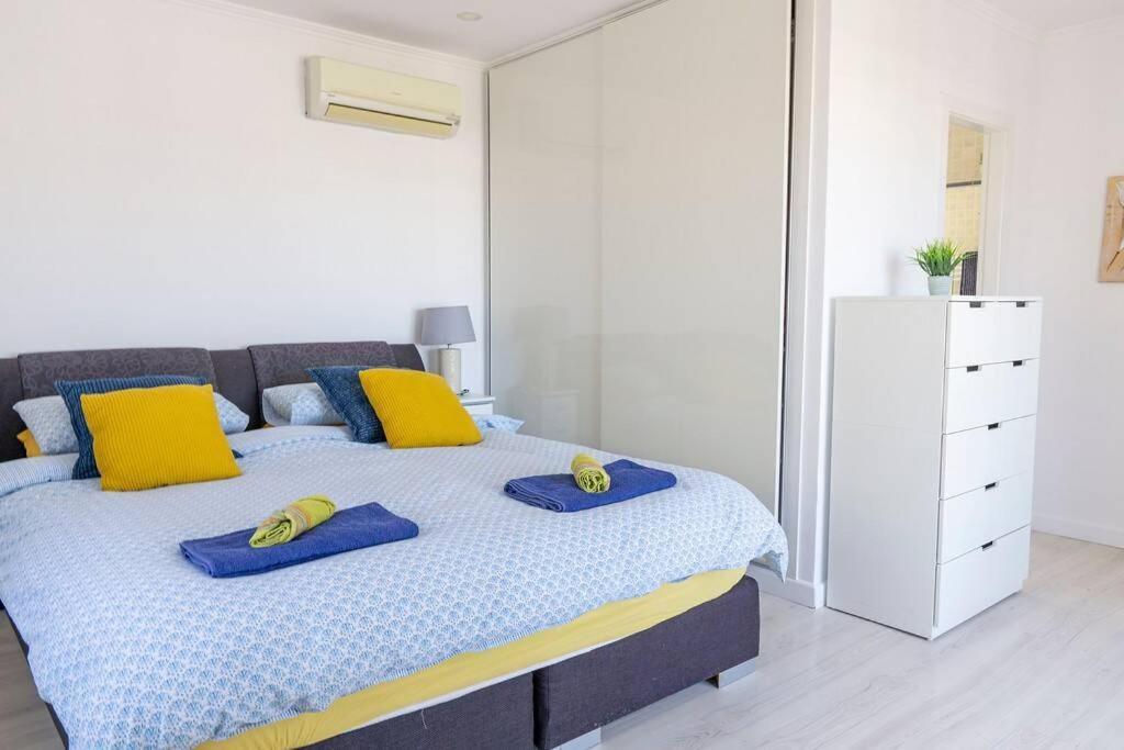 Casa Lilly-Rose, A Beautiful 3 Bedroom Detached Villa A Short Walk To The Villamartin Plaza & Golf Course ภายนอก รูปภาพ